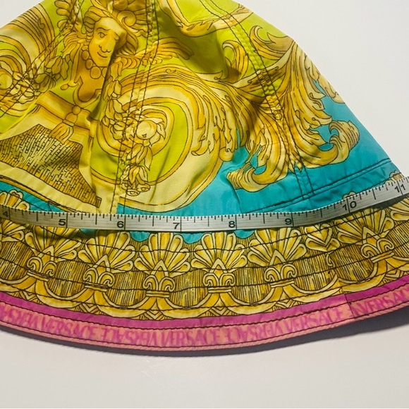 Versace Multicolor Silk Hat Authentic - Picture 8 of 12